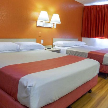 Phoenix Inn Zewnętrze zdjęcie