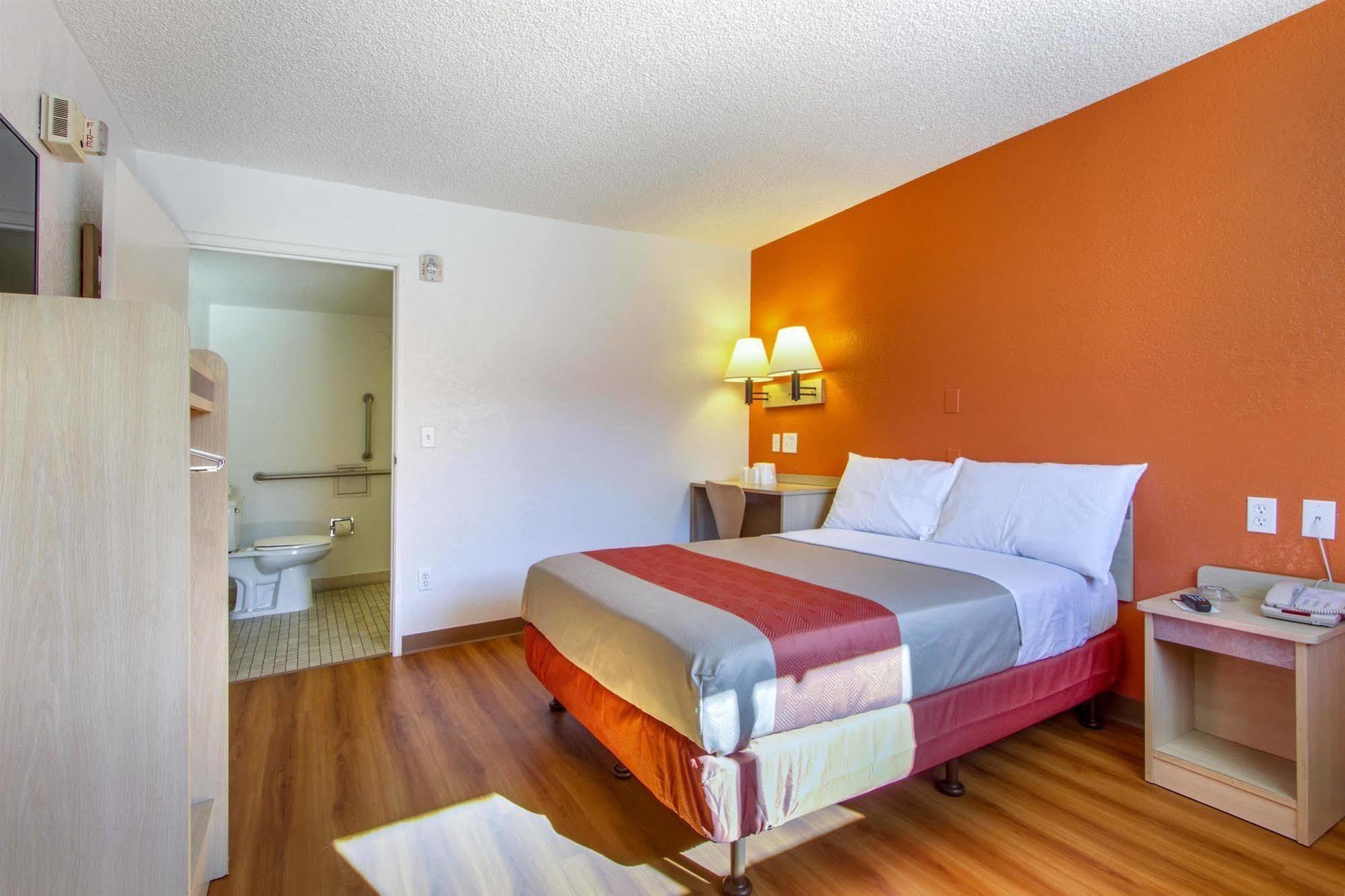 Phoenix Inn Zewnętrze zdjęcie