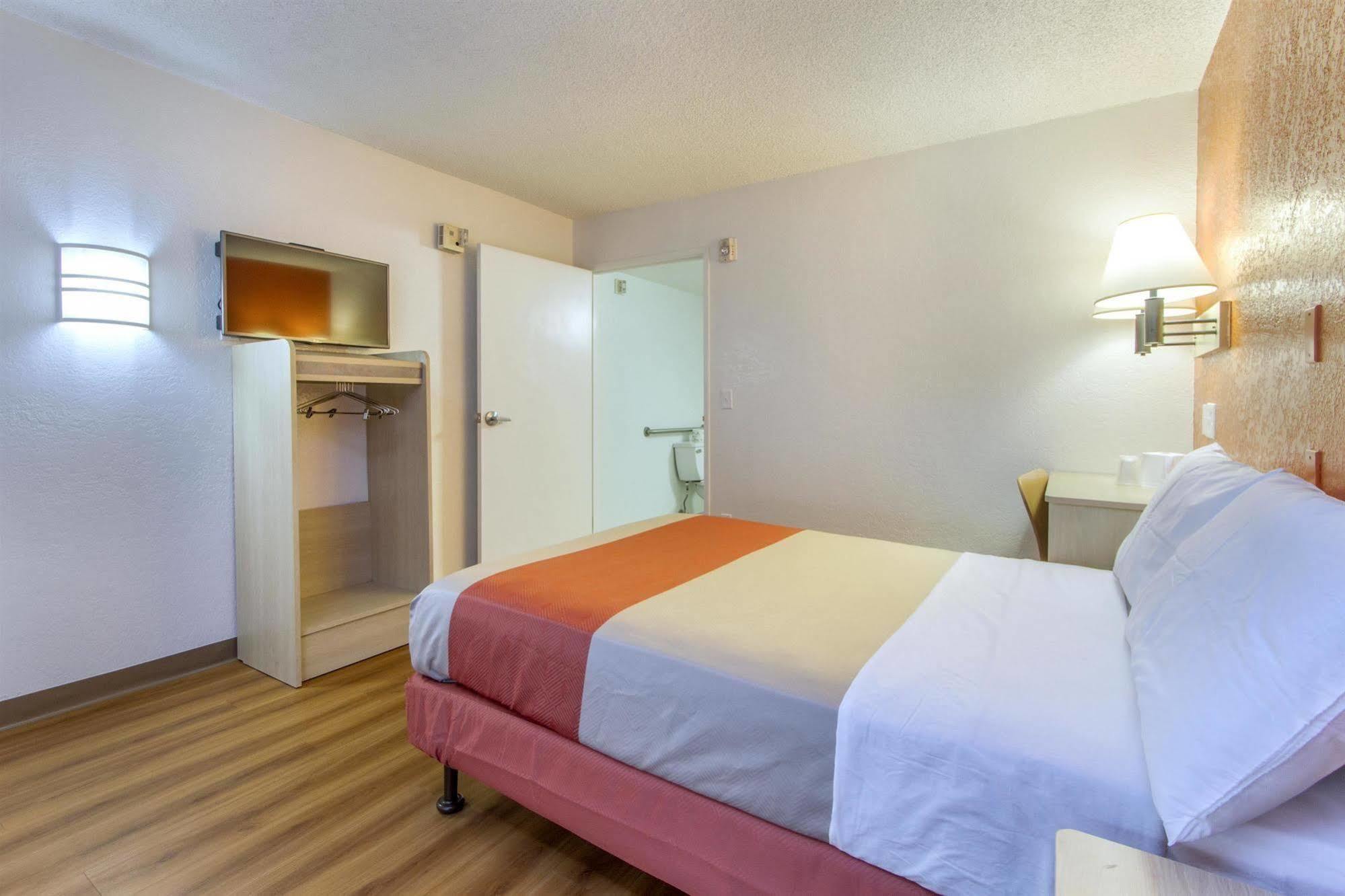 Phoenix Inn Zewnętrze zdjęcie